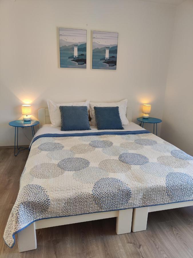 Jelsa Blue Sea View Apartment Bagian luar foto