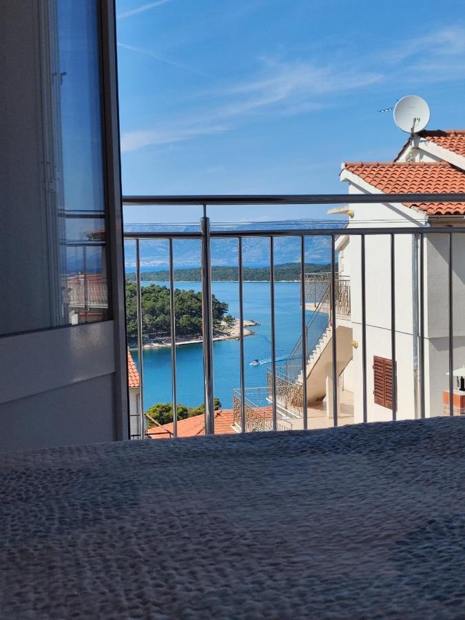 Jelsa Blue Sea View Apartment Bagian luar foto